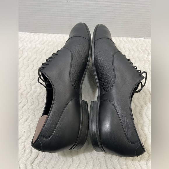 Gucci Men's Sz 11 US 12 Black Classic Leather Formal Cap Toe Slip on Oxford - Picture 13 of 16